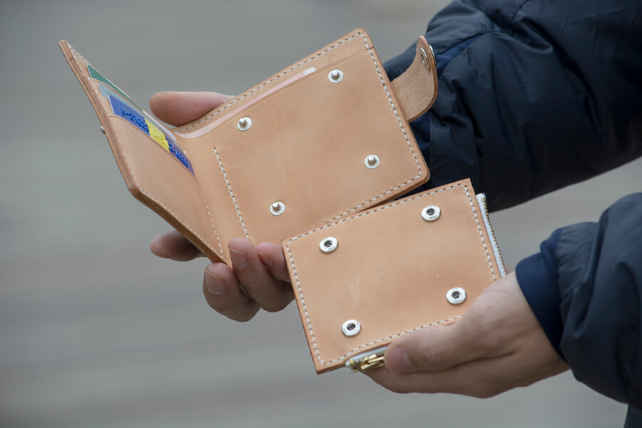Genuine Leather Splatter Short Bifold Wallet 